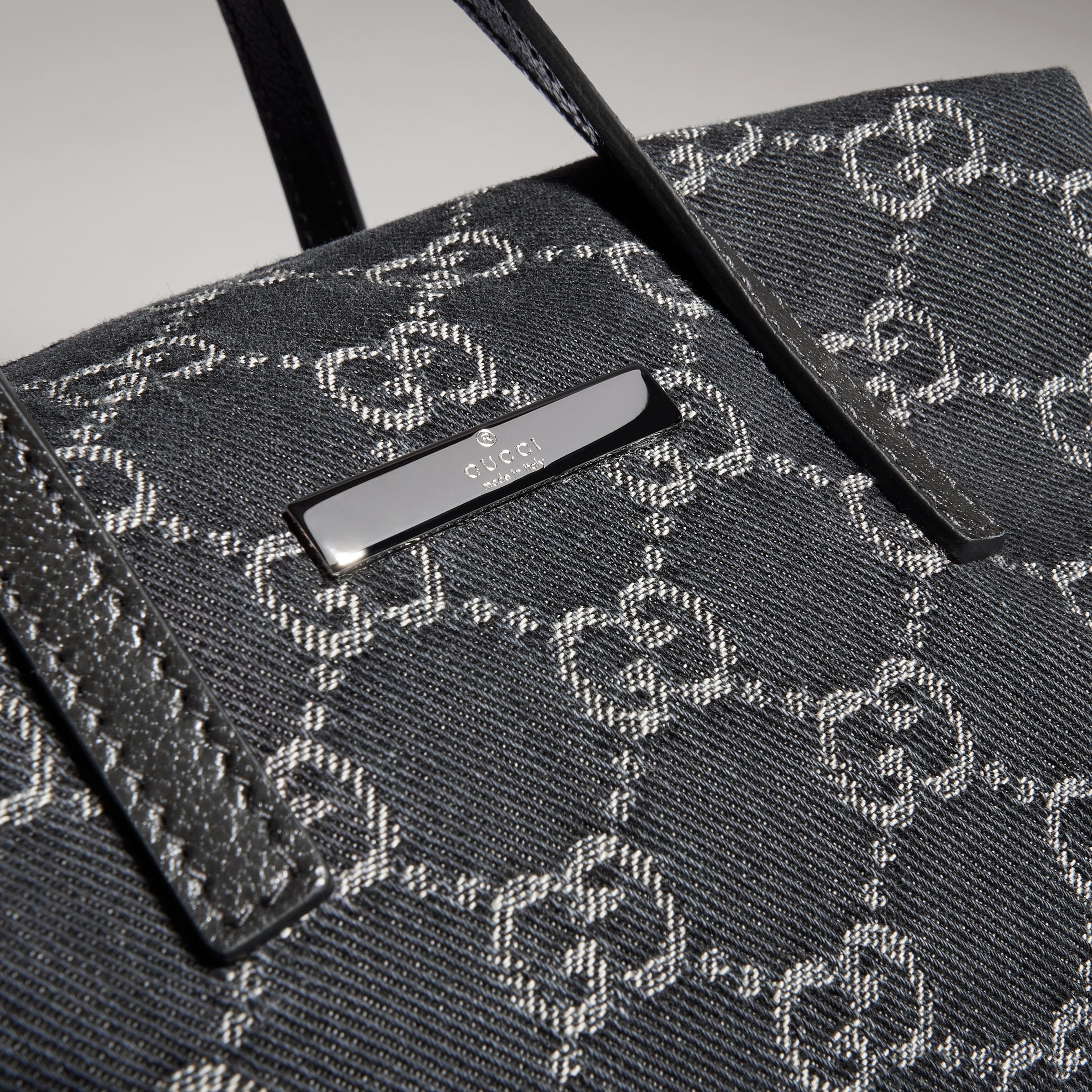 denim con GG en negro