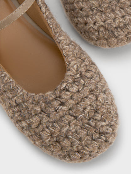 Taupe