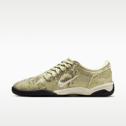 Olive Aura/Pale Ivory/Black/Pale Ivory