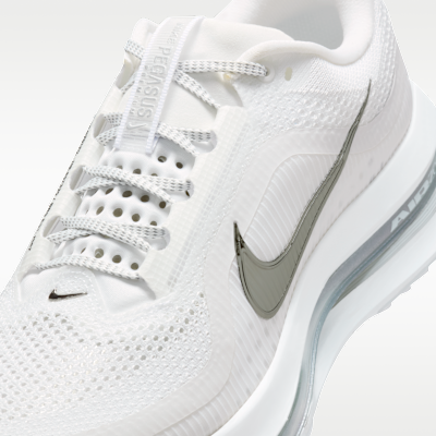 White/Metallic Silver/Metallic Silver