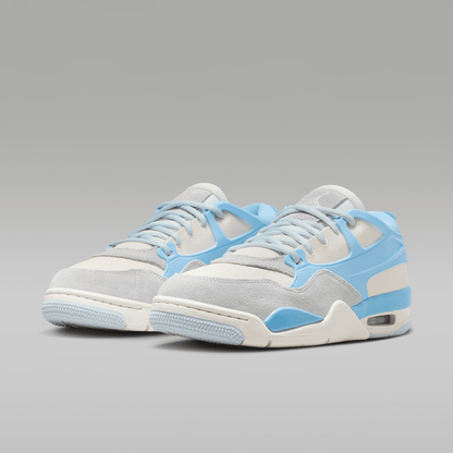 Psychic Blue/Pale Ivory/Aura