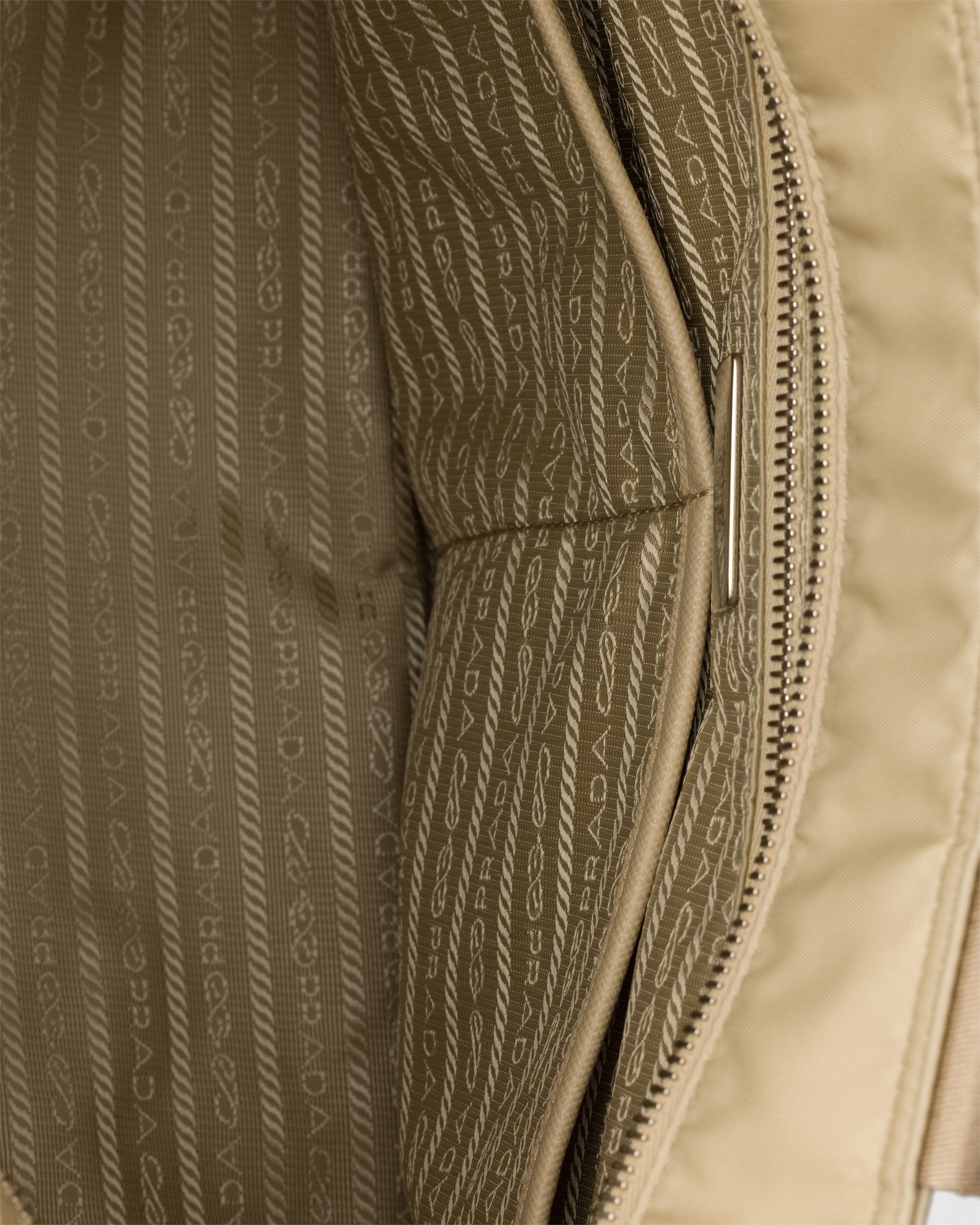 Beige Desierto
