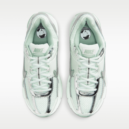 Barely Green/Steam/Spruce Aura/Metallic Silver