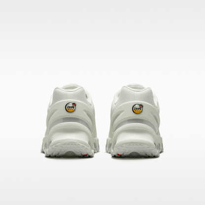 Sail/White/Black