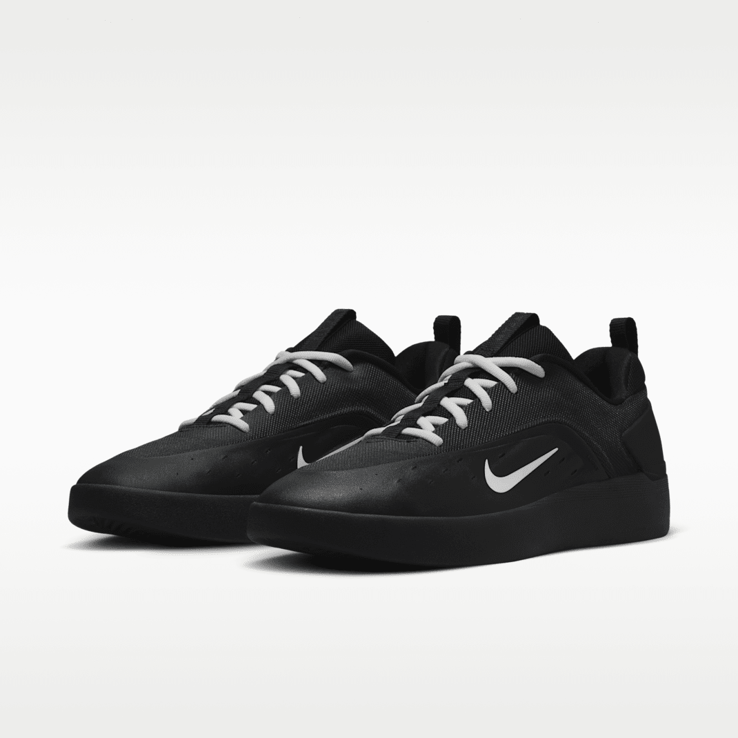 Black/Black/White/White