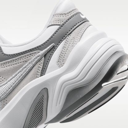 White/Smoke Grey/Black/Metallic Silver