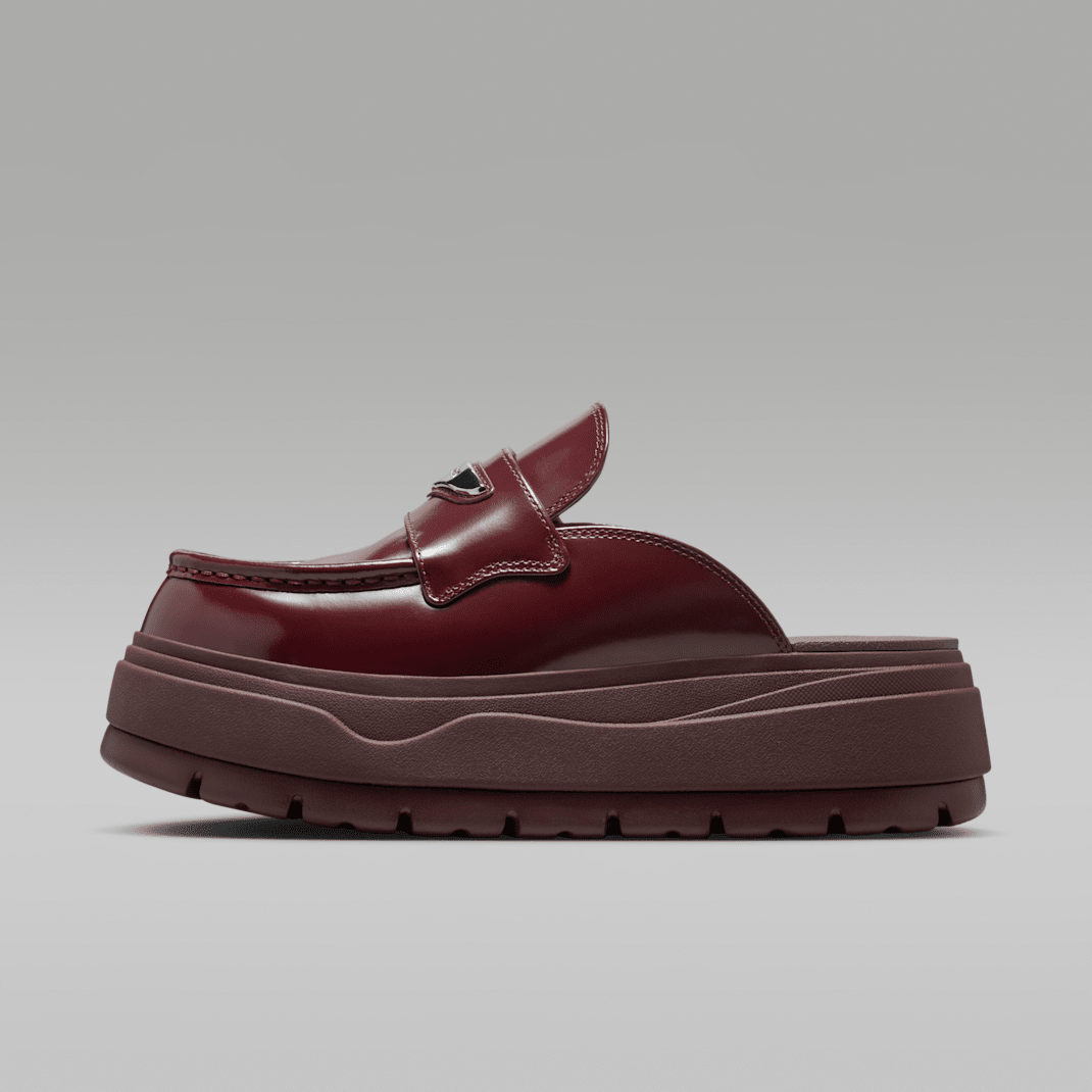 Dark Team Red/Burgundy Crush/Metallic Silver