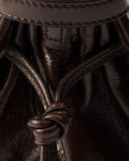 Marrón oscuro
