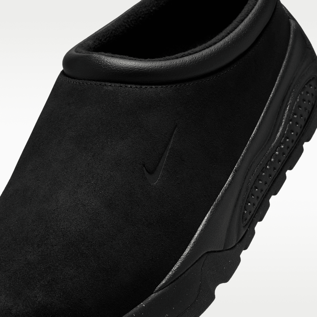 Black/Summit White/Hot Curry/Black