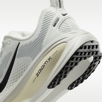 Summit White/Coconut Milk/Coconut Milk/Black