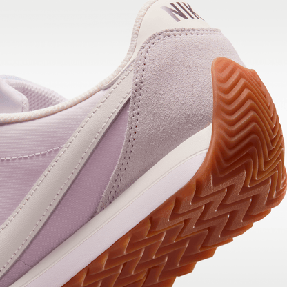 Bleached Lilac/Gum Medium Brown/Pearl Pink/Sail