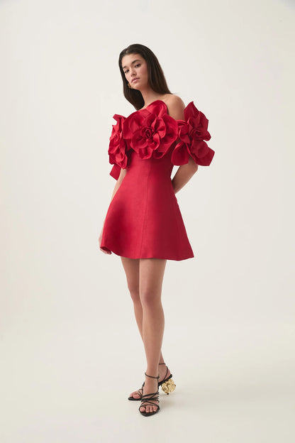 SCARLET RED
