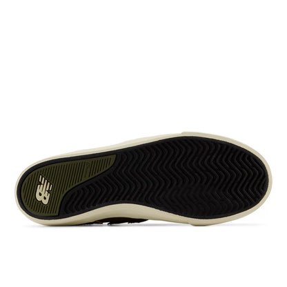 Pumpernickel With Black