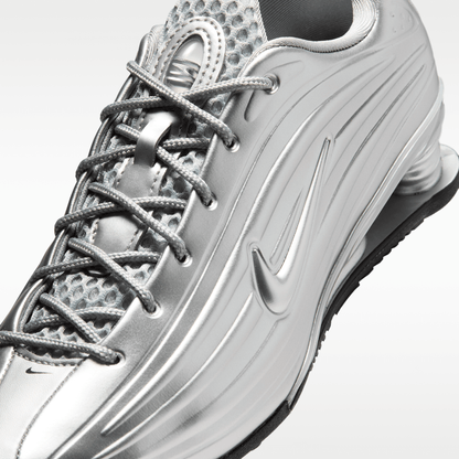 Silver/Black/Metallic Silver