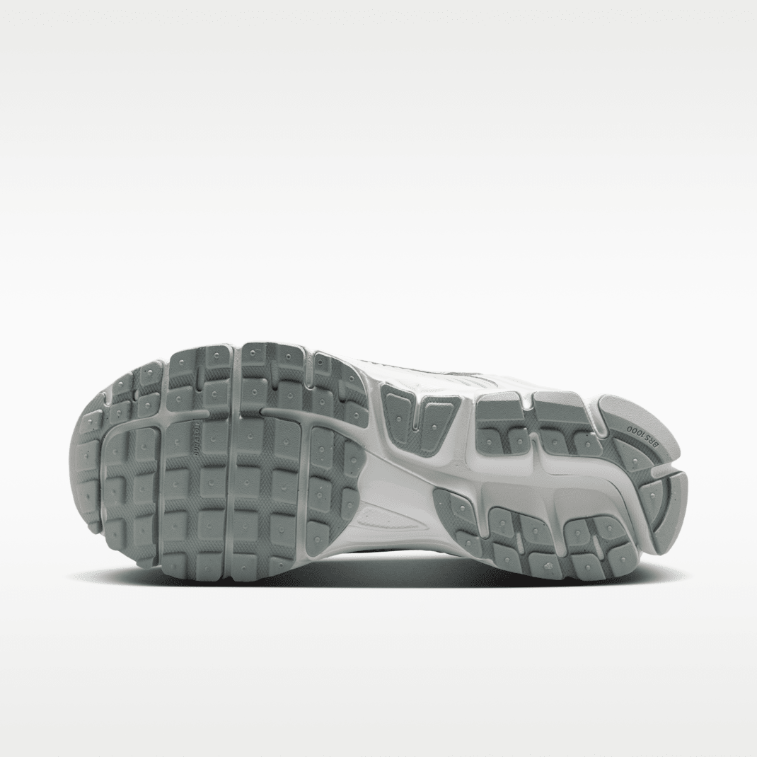 Grey Fog/Off White/Spruce Aura/Grey Fog