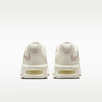 Sail/Pale Ivory/Silt Red
