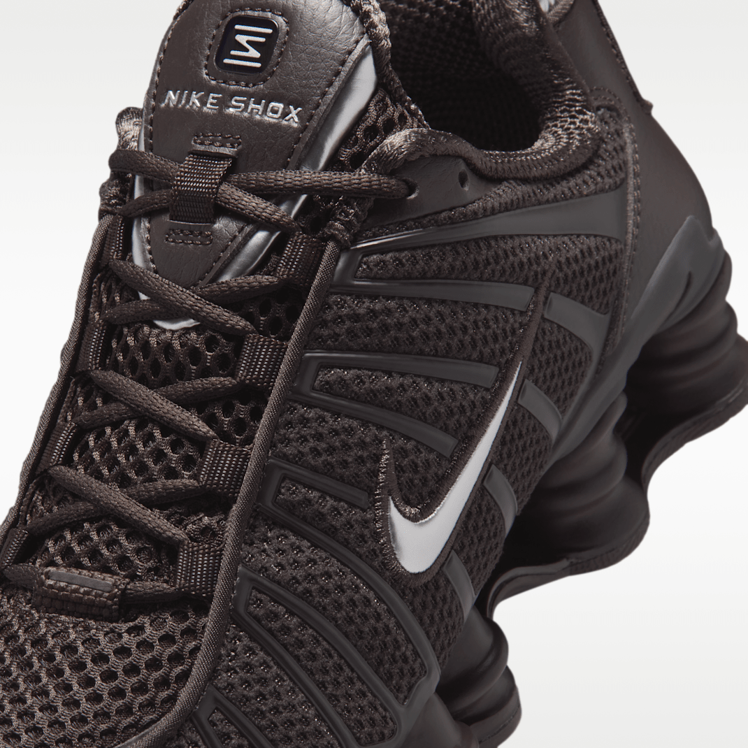 Velvet Brown/Metallic Silver