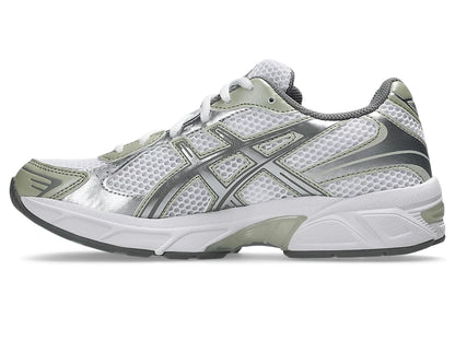 White/Dried Leaf Green