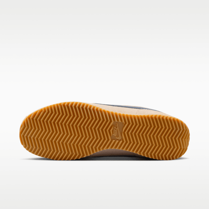 Beach/Sail/Gum Light Brown/Midnight Navy