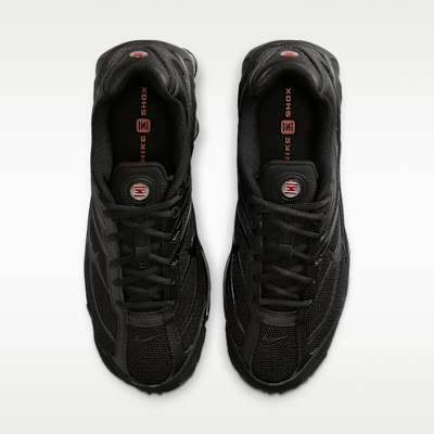 Black/Black/Black