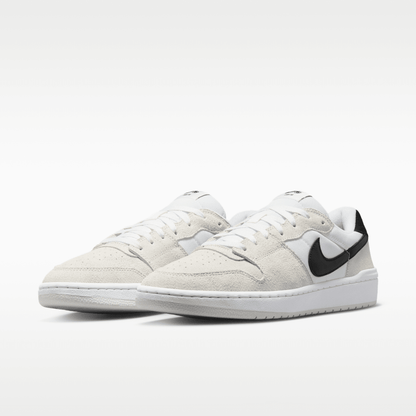 White/Summit White/Black/Black