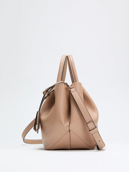 Beige Overflow