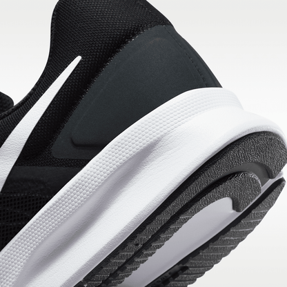 Black/Dark Smoke Grey/White