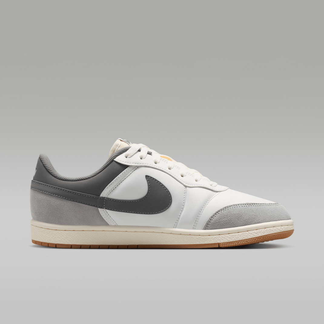 Summit White/Light Smoke Grey/Sail/Smoke Grey