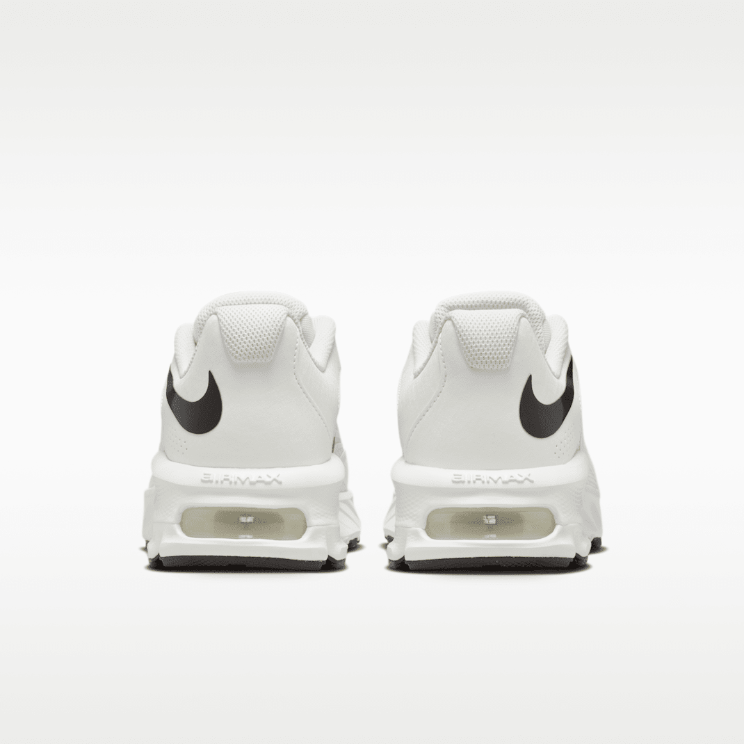 Summit White/Black