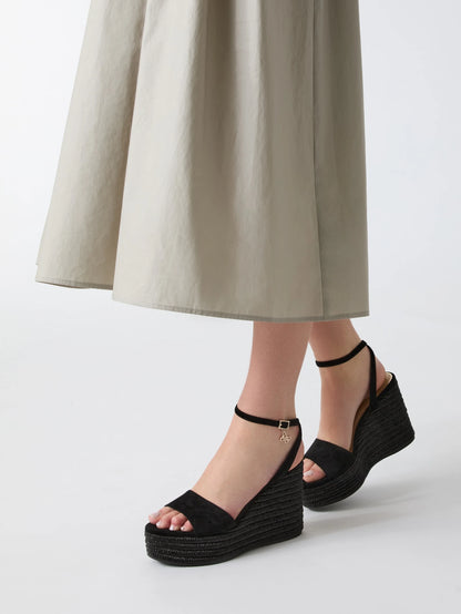Black 001