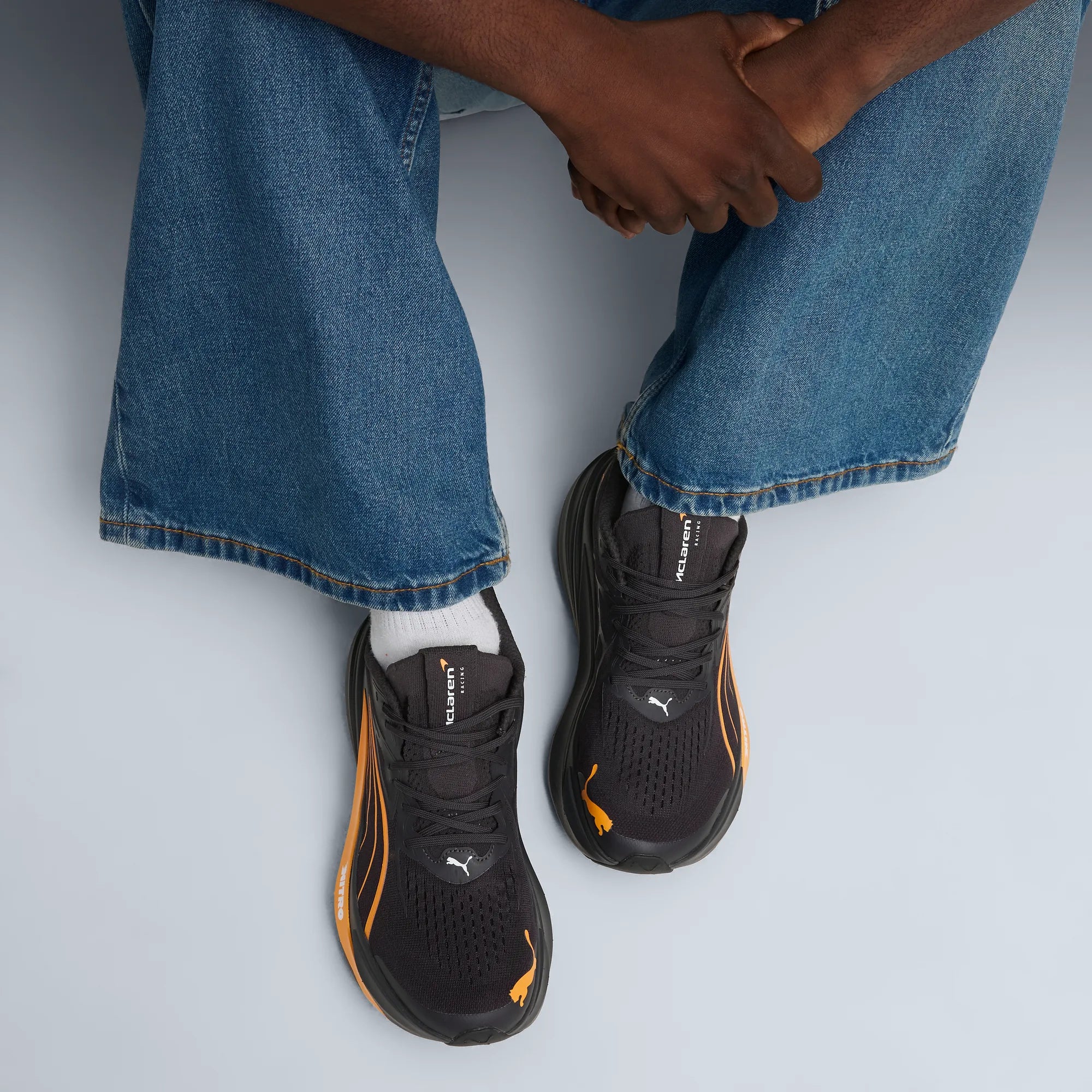 PUMA Black-Papaya
