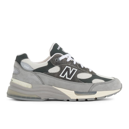 Shadow Grey With Turtledove And Blacktop
