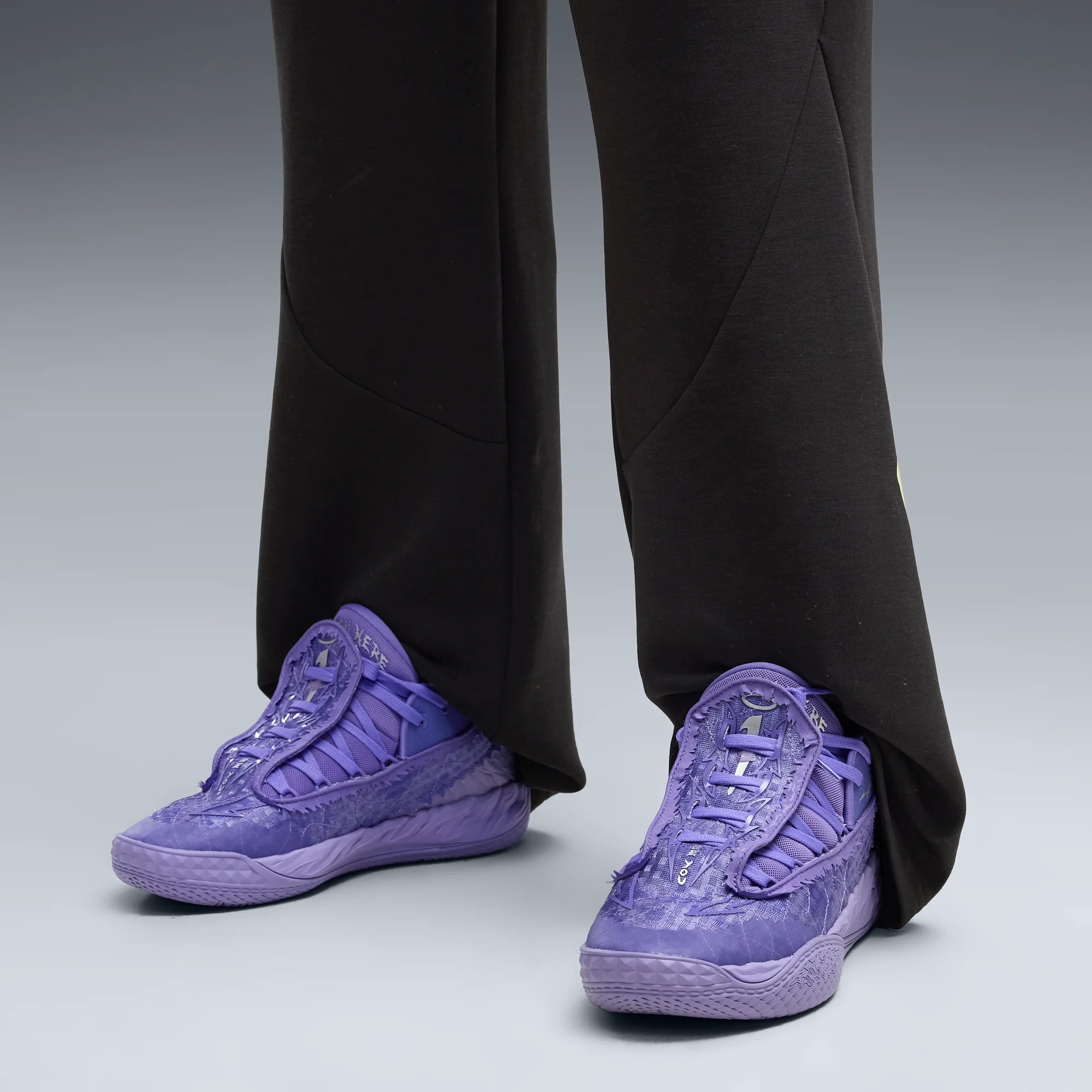 Lavender Alert-Dark Amethyst