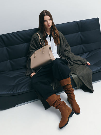 Taupe