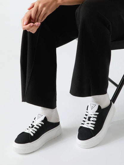 Black 001