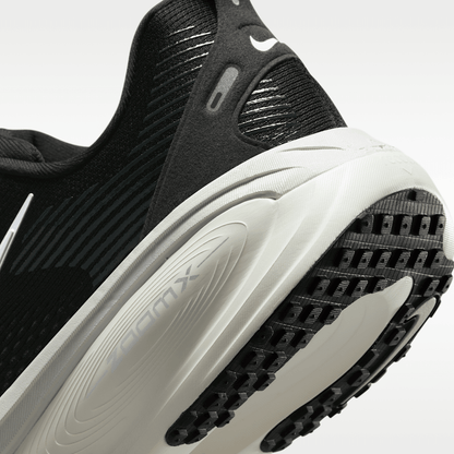 Black/Coconut Milk/Light Iron Ore/Summit White