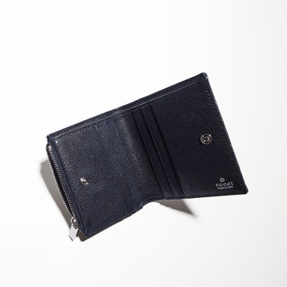 denim azul oscuro con GG