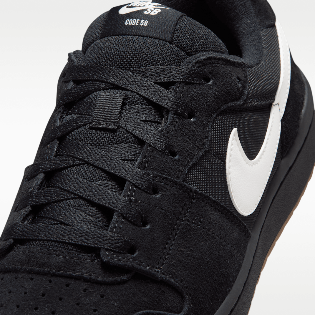 Black/Black/Gum Light Brown/Summit White
