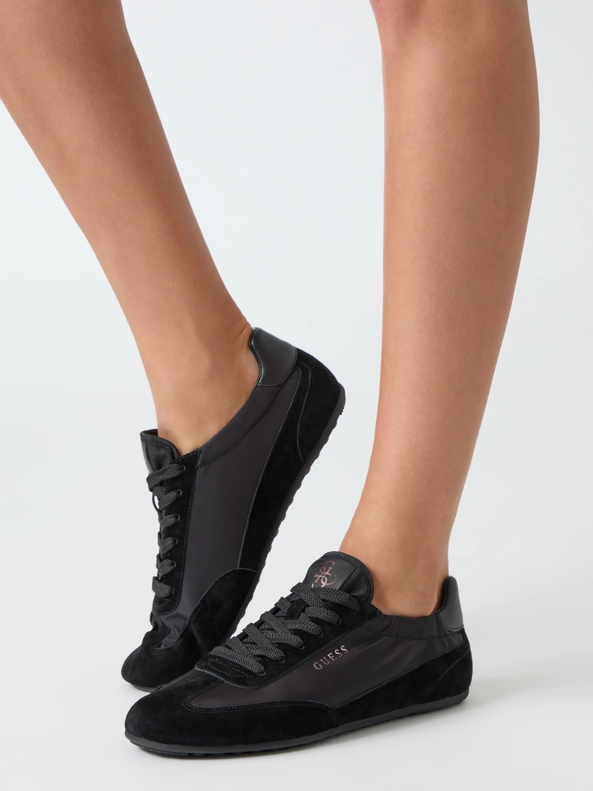 Black 002