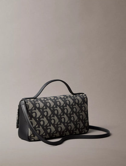 Black / Lotus Beige Aop
