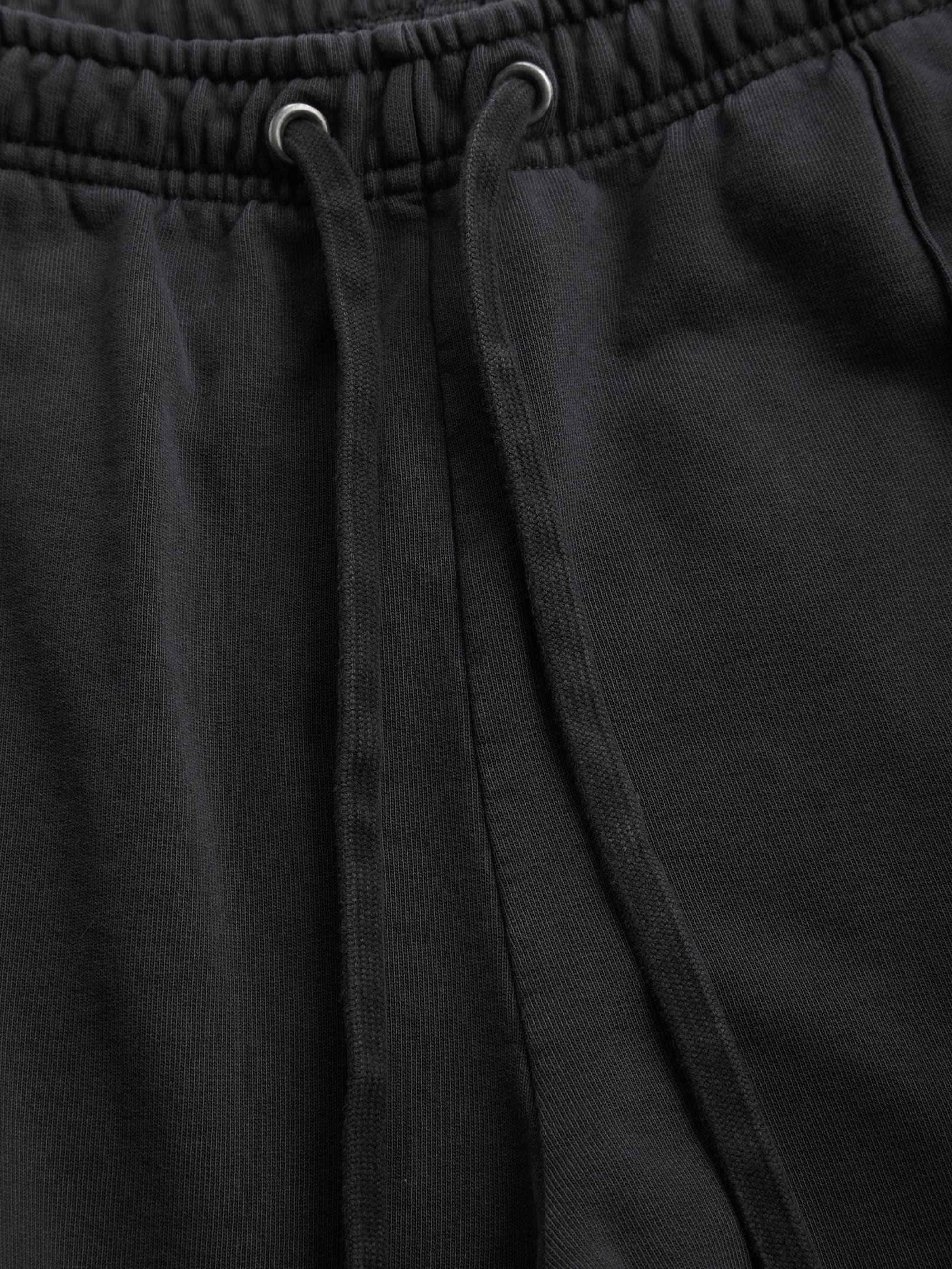 Jet Black Multi