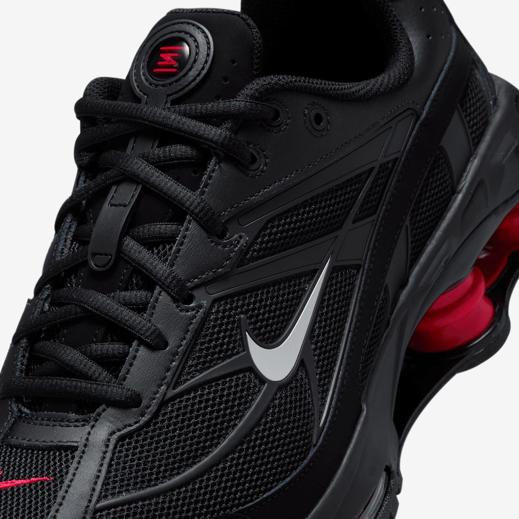 Black/University Red/Medium Ash/Metallic Silver