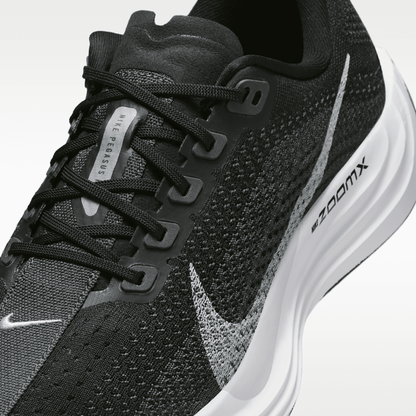 Black/Anthracite/White/Pure Platinum