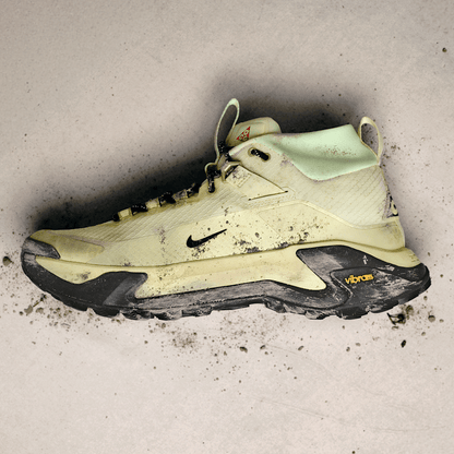 Life Lime/Barely Volt/Smoke Grey/Dark Smoke Grey