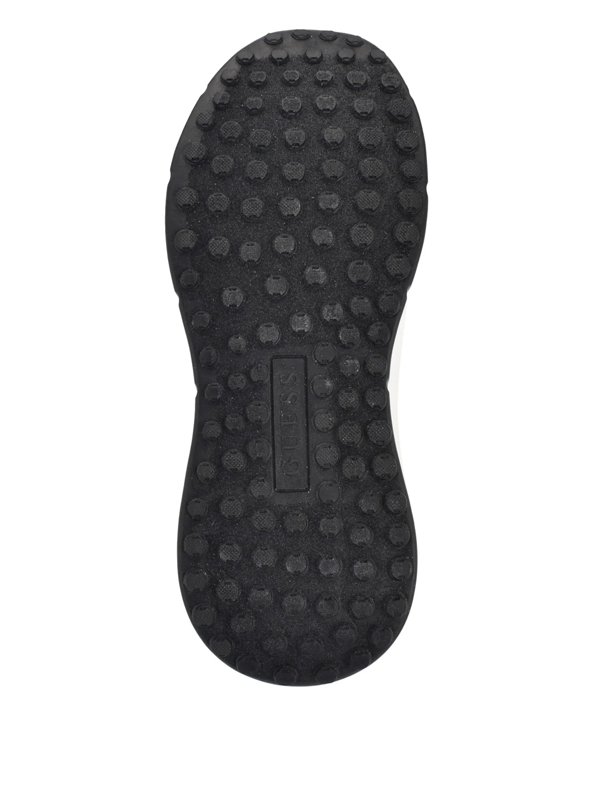 Black 001