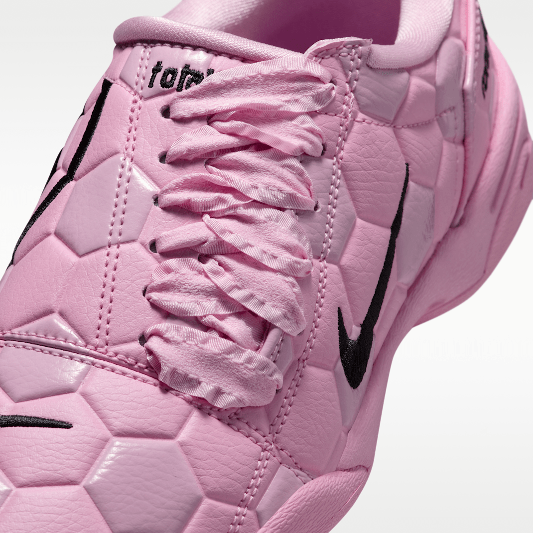 Pink Rise/Black