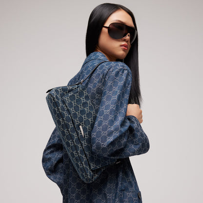 denim azul con GG