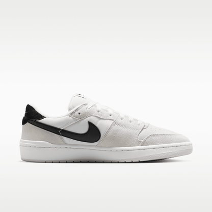 White/Summit White/Black/Black
