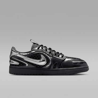 Black/White/Anthracite/Metallic Silver