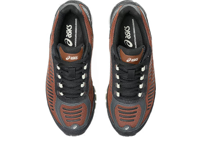 Reddish Brown/Black